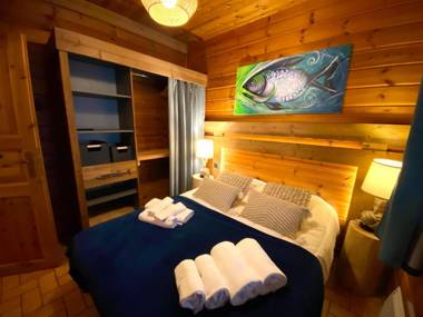 LE FISHING LODGE Chalet en bois