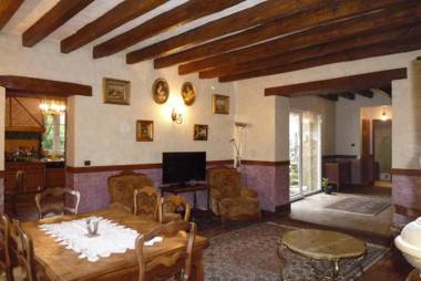 The Swan 3 bedroom house at the Songbird Sanctuary