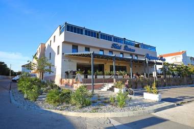Hotel Petrčane