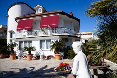Ibisco suites
