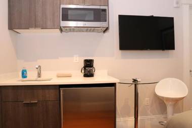 A Stylish Stay w/ a Queen Bed Heated Floors.. #26