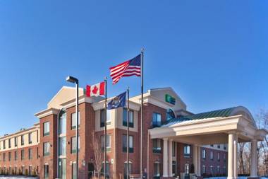 Holiday Inn Express Hotel & Suites - Novi an IHG Hotel