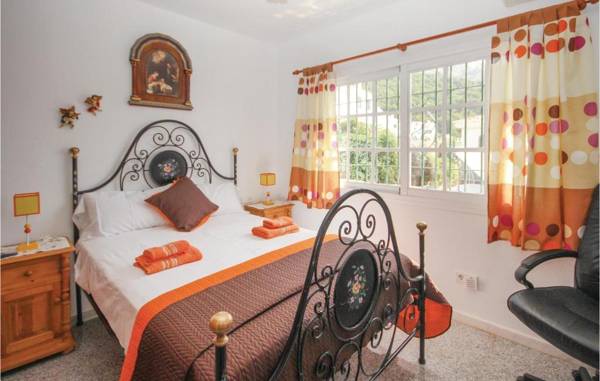 Workspace - Five-Bedroom Holiday Home in Mijas Pueblo