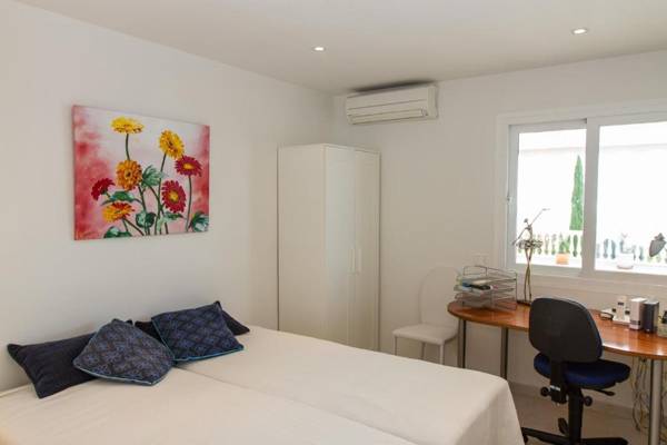 Workspace - Villa Azalea