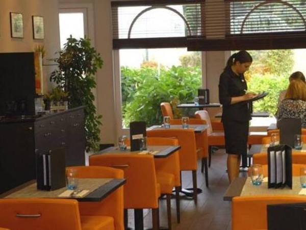 Logis Hotel Les Tuileries