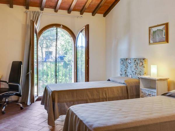 Workspace - Tranquil Farmhouse in Montespertoli with Private Pool
