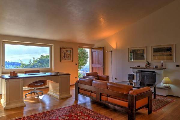 Workspace - Casa Degli Oleandri 8