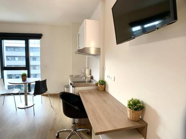 Workspace - Fully furnished Studio - City Center Belval