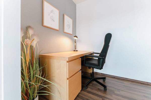 Workspace - Modern Apt in Bonnevoie Easy Access to Public Transport