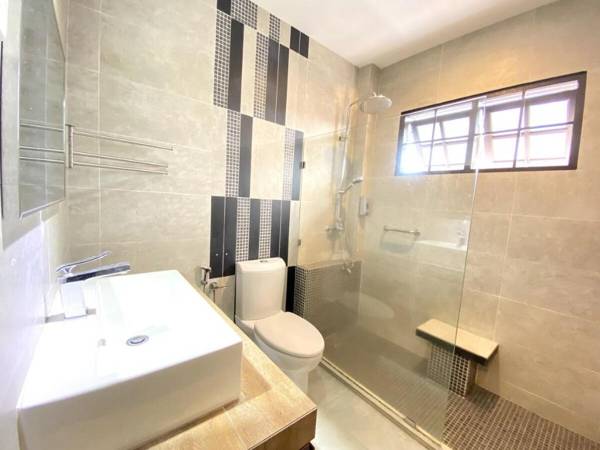 Ipoh Super Enjoy Boutique Villa 12 people