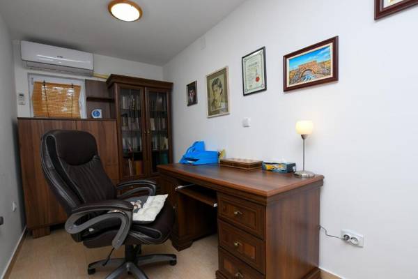 Workspace - Vila Kozokic