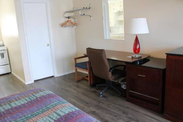 Workspace - Economy Inn Safford