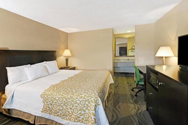 Workspace - Days Inn by Wyndham Cherokee Near Casino