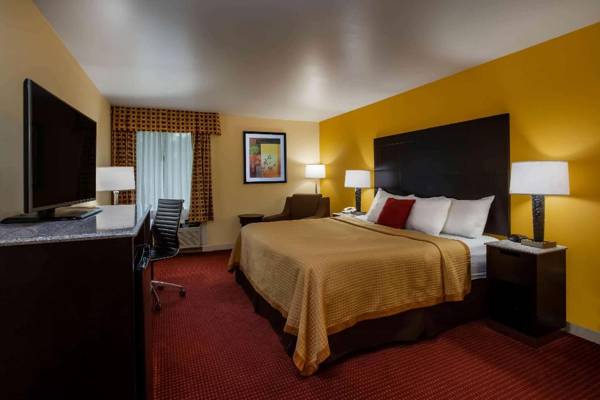 Workspace - Days Inn by Wyndham Donegal