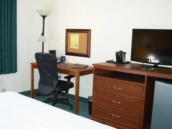 Workspace - Voyager Resort Inn
