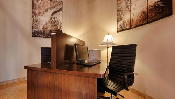 Workspace - Best Western Plus Newport Mesa Inn