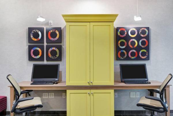 Workspace - Home2 Suites By Hilton Grand Junction Northwest