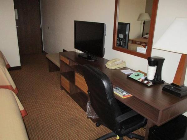 Workspace - Super 8 by Wyndham Bemidji MN