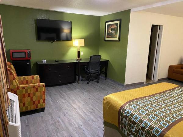 Workspace - Palomino Motel