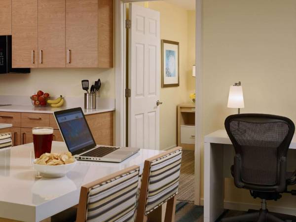 Workspace - Sonesta ES Suites Philadelphia Malvern