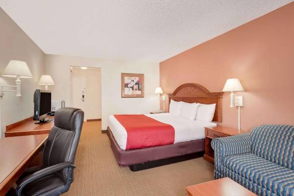Workspace - Ramada by Wyndham Provo