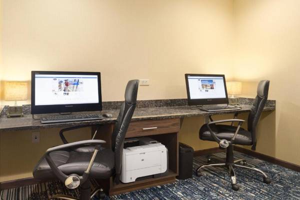 Workspace - Hampton Inn by Hilton Kennewick at Southridge