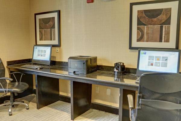 Workspace - Holiday Inn Express Hotel & Suites Texarkana East an IHG Hotel